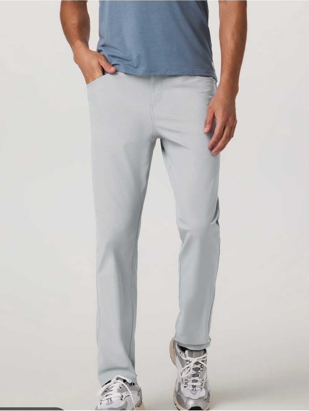 Like New Vuori Men's Straight-Leg Pants